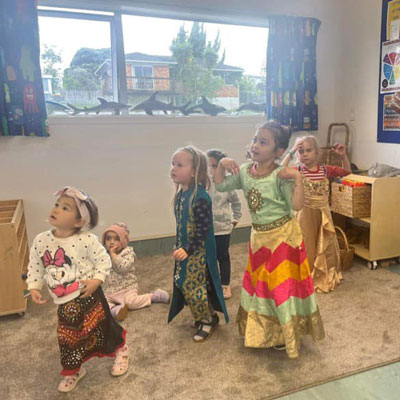 Dress-up and imaginative group play